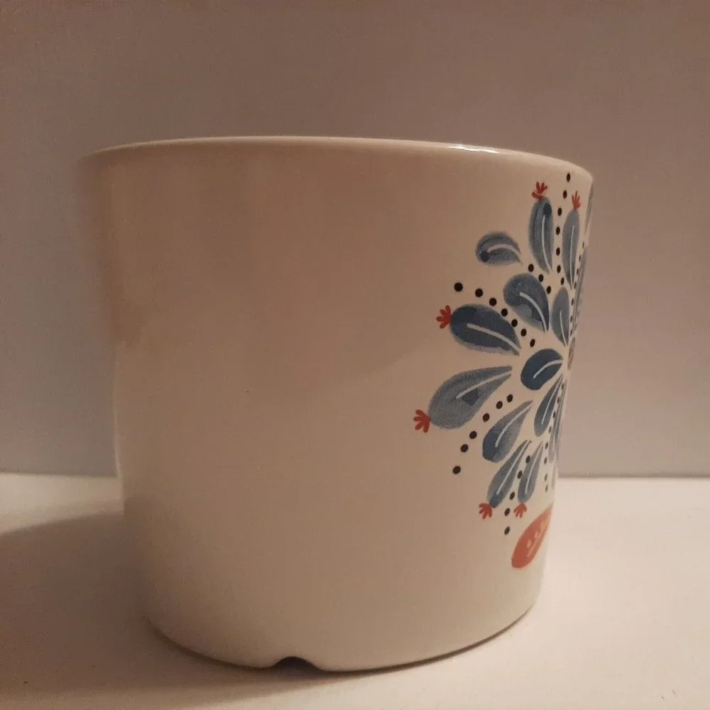 Ikea Finstilt Ceramic Mug White with Blue and Orange Flower 10 oz